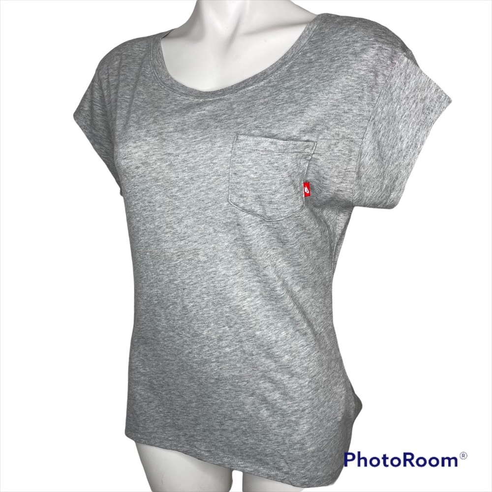 Vintage Nike Red Tag Grey Tee T-Shirt Small Lightweight Cotton